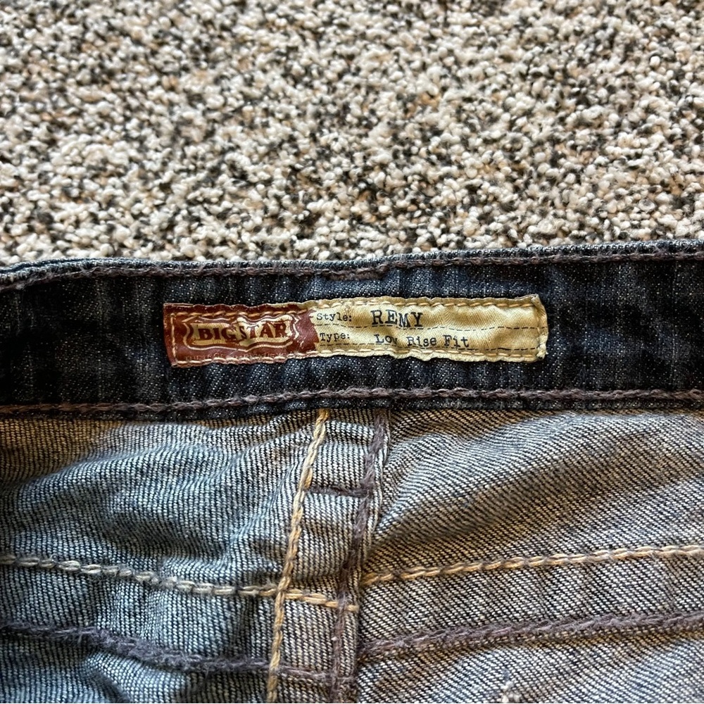 Big Star Remy Low Rise Flare Jeans Womens 27L Dark Wash Bootcut 31 Inseam - Picture 6 of 7